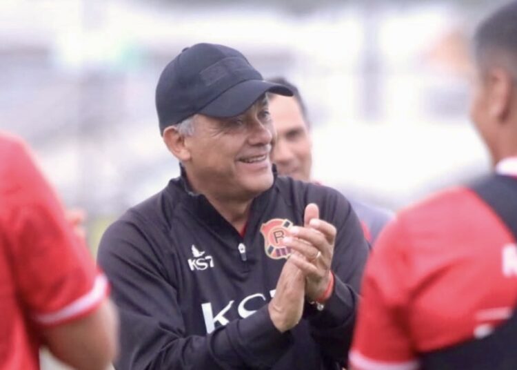 Erwin Durán: “Van a ver un equipo que va a pelear hasta el final cada pelota”