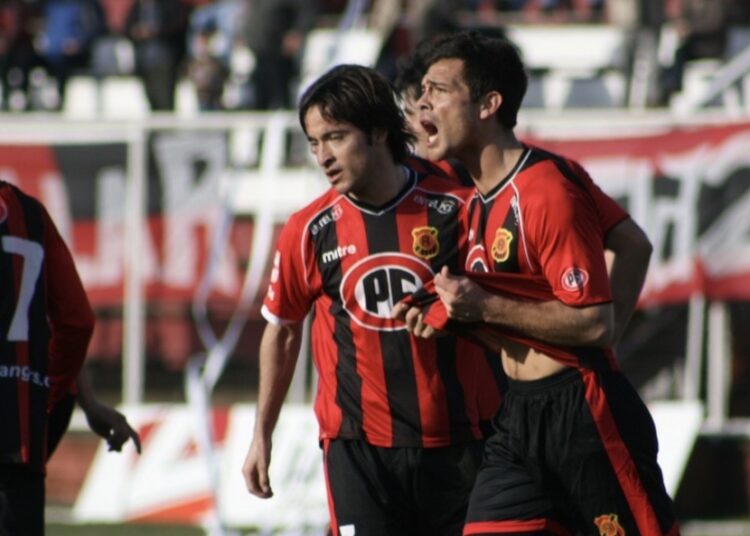 Rangers prepara reconocimiento en Noche Rojinegra para figura que dejó huella en la hinchada