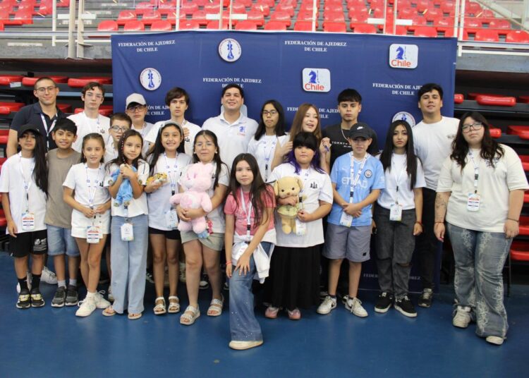 San Javier celebra histórica actuación del Club de ajedrez del Maule en el Nacional de la Juventud