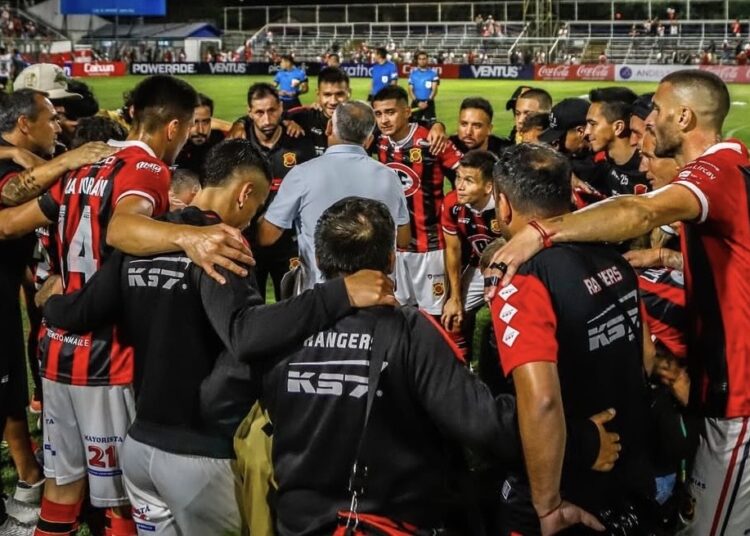 La situación que complicaría a Rangers para contratar más refuerzos en este 2026