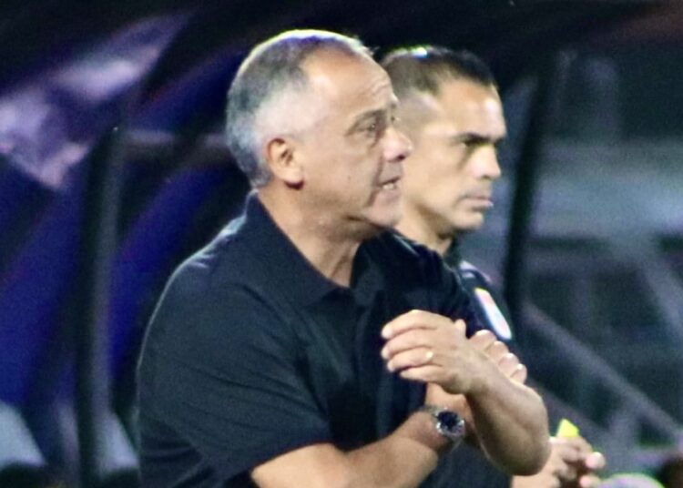 Erwin Durán prepara variantes en Rangers para cotejo contra el Curi por Copa Chile