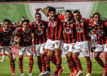 Se ratifica la mala noticia: Jugador de Rangers estará tres semanas fuera e inicia tratamiento