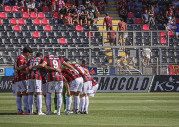 La fórmula ofensiva que ensayó el DT Erwin Durán para recibir a Antofagasta