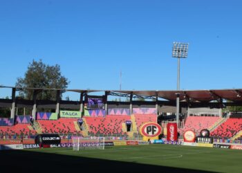 Rangers ajusta costos y negocia rebaja para entrenar en el Fiscal