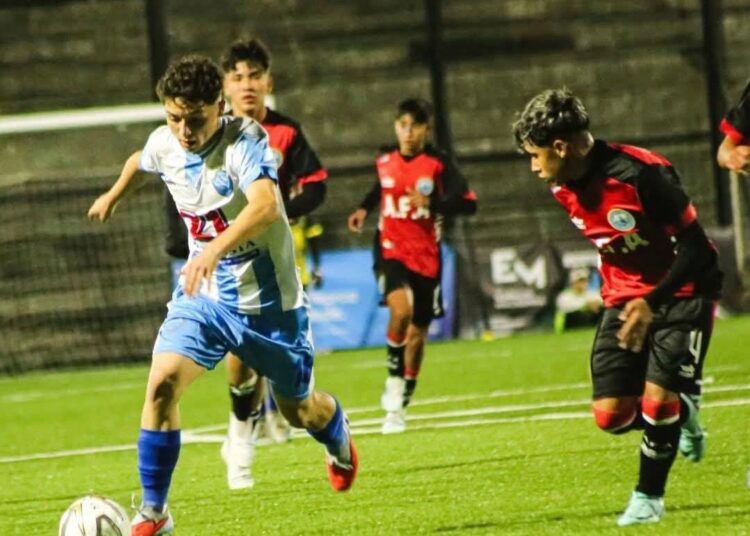 A la Villa San Agustín se le escapó el triunfo tras estar arriba en el marcador en el debut del Nacional sub-15