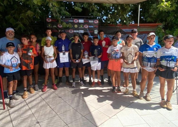 Días de tenis en Talca llegan a su fin y estos fueron los campeones del torneo G1