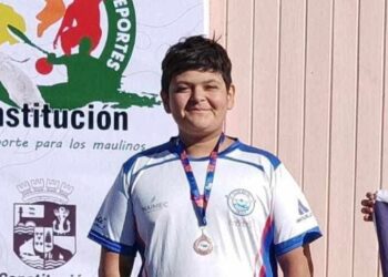 Nadador talquino logró medalla que le servirá de motivación para desafíos a futuro
