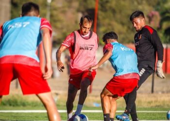 Futbolista de Rangers deja el Club y se sumará a cuadro de Segunda División