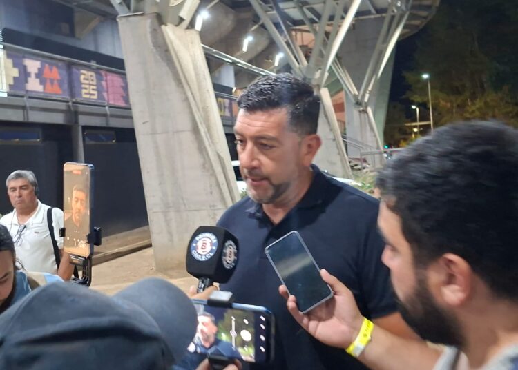 ¿Se va Mauricio Segovia?: Rangers se pronuncia ante rumor de la salida de su director deportivo
