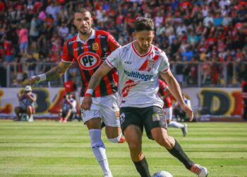 ¿Podrán asistir hinchas piducanos?:Autoridades definen medidas y aforo para el Curicó-Rangers