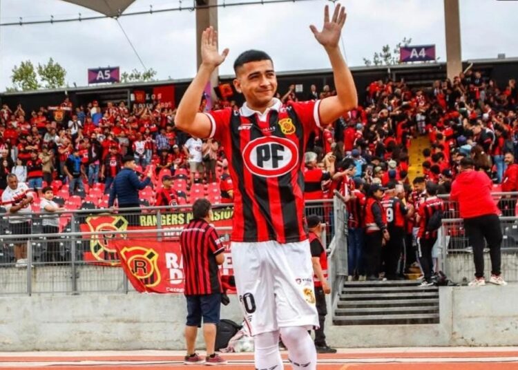 Gary Moya se lesionó y no entrenó a la par de sus compañeros en Rangers
