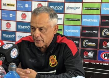 Durán defendió su trayectoria: “Dos partidos no me van a hacer peor técnico de lo que soy”