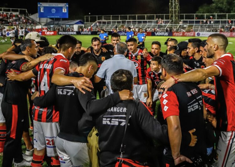 Inestabilidad en la banca rojinegra: Rangers suma 14 técnicos desde 2018