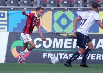 Rangers confirmó su mal momento con otra derrota en casa y es colista de la B