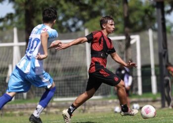 Campeón nacional en Santiago: Villa San Agustín jugó con Colo Colo