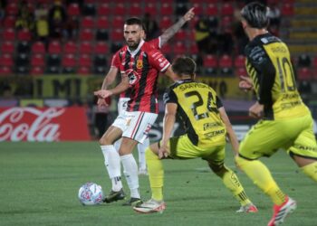 Rangers animó amargo empate en la Primera B frente a San Luis