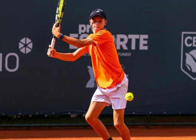 Facundo Henríquez es una de las promesas del tenis nacional que apunta en alto en el circuito internacional