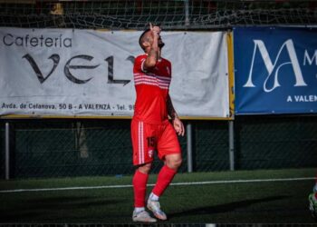 Cuatro goles anotó Gastón Cellerino y lideró la goleada de su equipo en España
