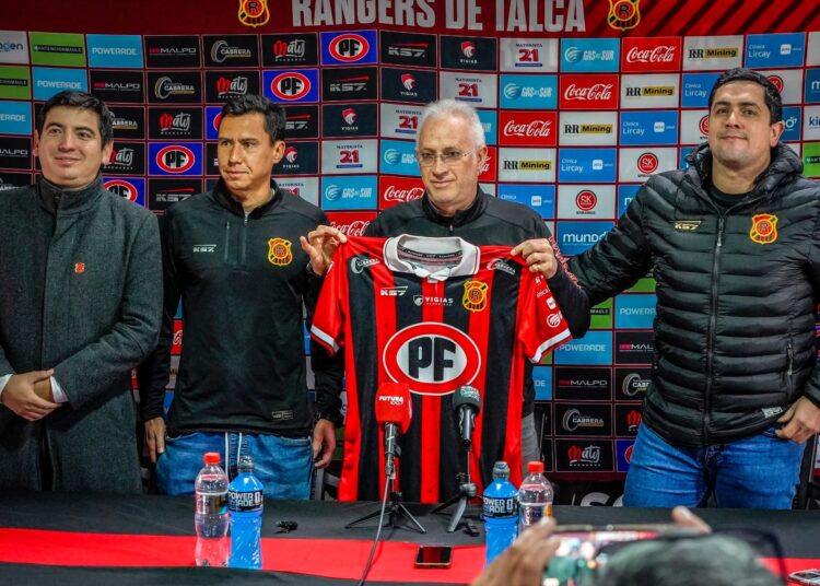 Basay y su meta: “Poder dar la alegría a la gente, de representarlos en la cancha, es lo único que tenemos”