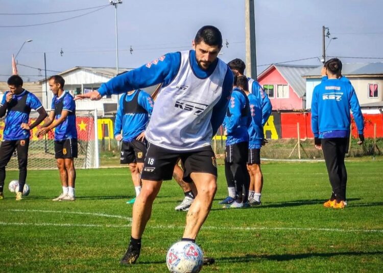 Rangers incorpora nueva cara tras salida en el plantel profesional
