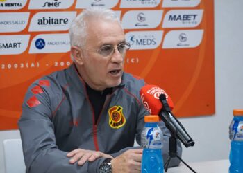 Ivo Basay: “Se vio un equipo aguerrido en todo el sentido pero con eso no nos basta”