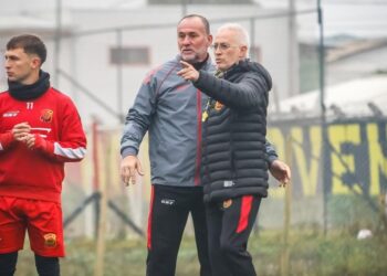 La posible oncena que dispondría Ivo Basay en su estreno como DT de Rangers