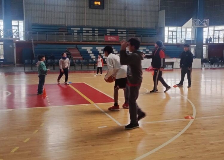 Última jornada de inscripción para programa de vacaciones de invierno en Talca