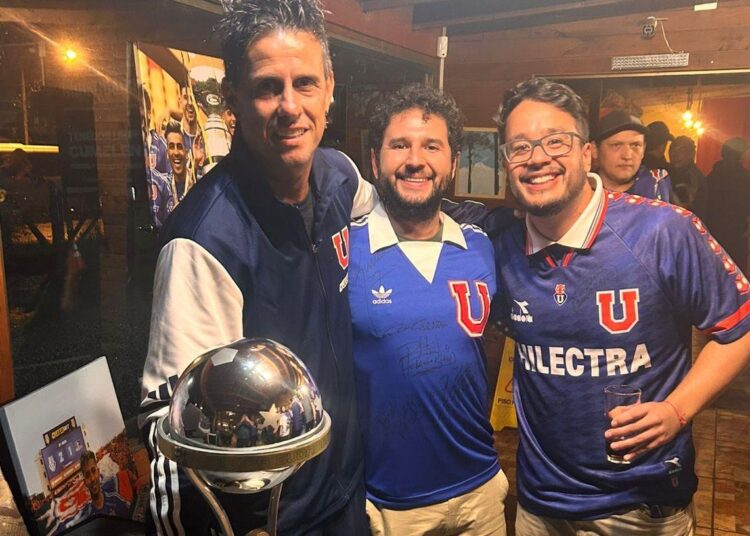 Históricos de la “U” compartirán con los hinchas en asado-cena tras amistoso en Talca