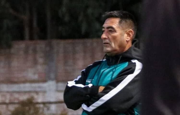 Nelson Tapia vuelve a la dirección técnica y ya tiene nuevo desafío