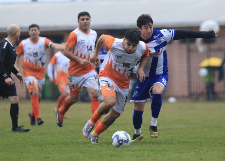 Independiente La Mancilla concretó remontada y sacó ventaja en semi de ida de la Copa de Campeones ‘Mayorista 21’ en 35