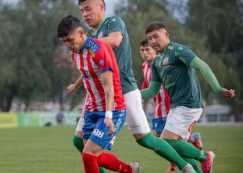Deportes Linares arrancó con el pie derecho la liguilla por el ascenso