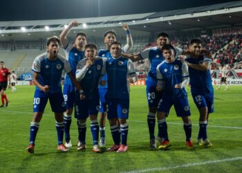 Malas noticias:Santa Cruz derrotó a Curicó y se aleja a 10 puntos de Rangers