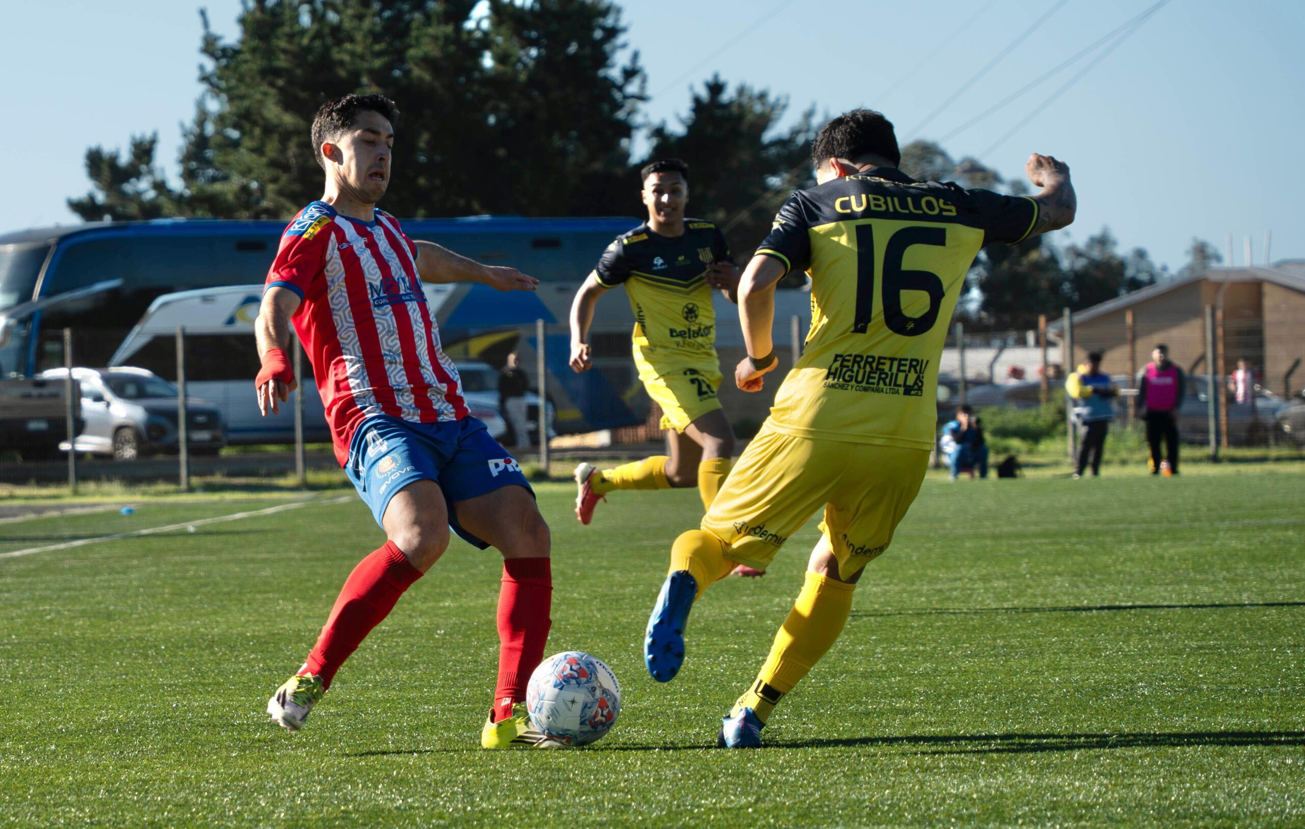 Deportes Linares cae en Concón y mantiene liderato Deportes Linares cae en Concón y mantiene liderato