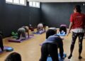 Talca se mueve con el taller de yoga de la Corporación Municipal de Deportes