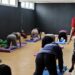 Talca se mueve con el taller de yoga de la Corporación Municipal de Deportes