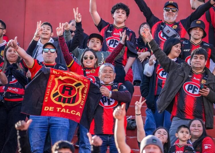 Rangers prepara duelo ante Iquique con posible aforo de espectadores