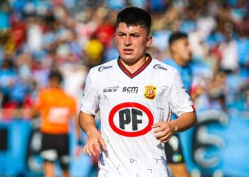 Novedades con el futuro del volante de Rangers Javier Araya