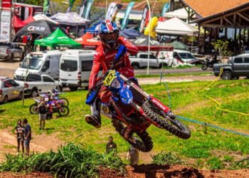 Camilo Herrera resaltó en Brasil y se acerca a la definición del Campeonato de Enduro