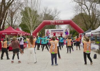 “Alameda para todos” invita a disfrutar una mañana de deporte y recreación en Talca