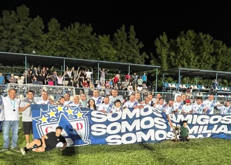 Club Deportivo Astaburuaga celebra 65 años defendiendo su historia en el fútbol talquino y maulino