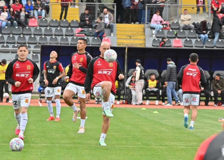 Los nombres que maneja Ivo Basay para visitar a Wanderers